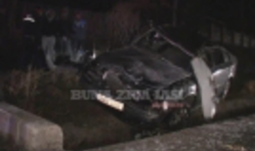 O familie de moldoveni, implicată într-un grav accident în România